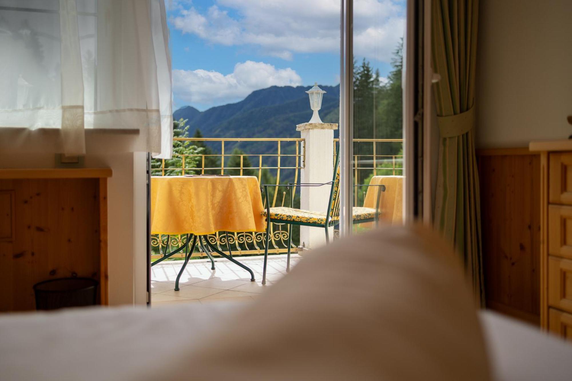 B&B Das Land-Palais - Private Mountain Hideaway เซลวา เด โมลินี ภายนอก รูปภาพ